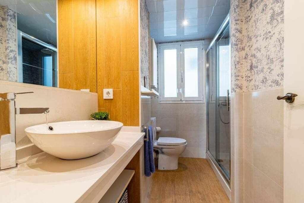 3 Apartamento En Estadio Sevilla 8 Plazas 3 Hab Y Metro Zewnętrze zdjęcie